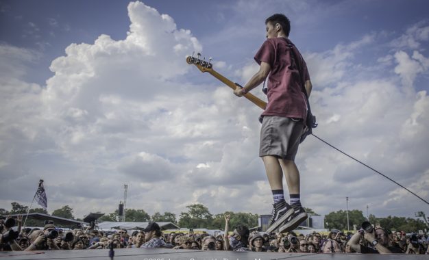 Photo Gallery: The Linda Lindas live in Chicago at Riot Fest 2025
