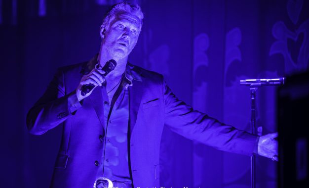 Photo Gallery: Queens of the Stone Age at Chicago Theatre Catacombs Tour 2025