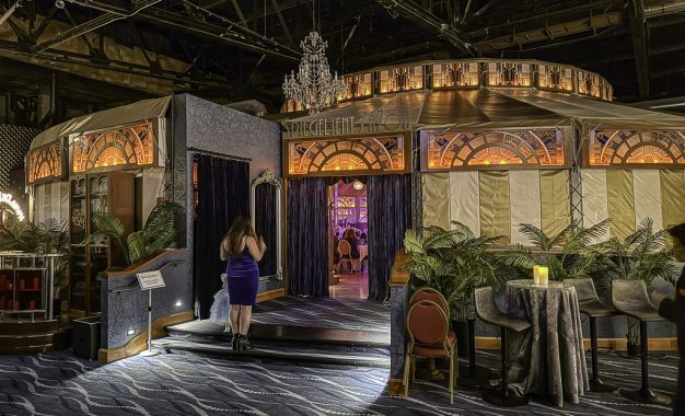 Theatre Review: Teatro Zinzanni Chicago: A Spirited Collision of Cirque, Cabaret, and Culinary Delight