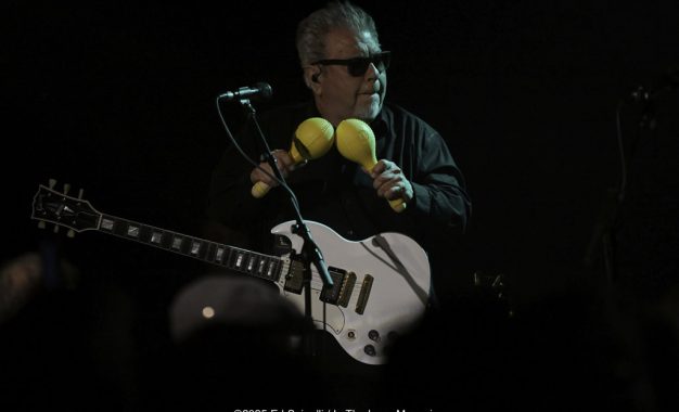 Photo Gallery: Los Lobos live at Space (Evanston, IL) 2025