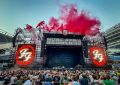 From Desert Rock to Stadium Thunder Queens Of The Stone Age And Foo Fighters Command Chicago’s Lakefront At Soldier Field