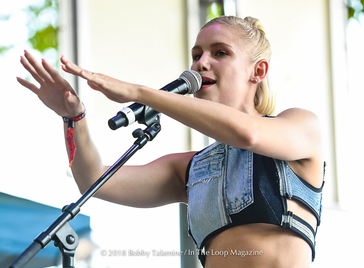 Grace-Weber-live-in-Chicago-at-Lollapalooza-2018-08-04-18-5.jpg