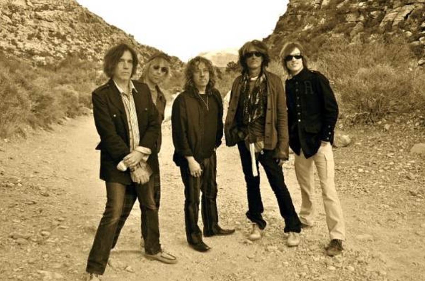 Joe Perry Announces April Tour Dates for The Joe Perry Project