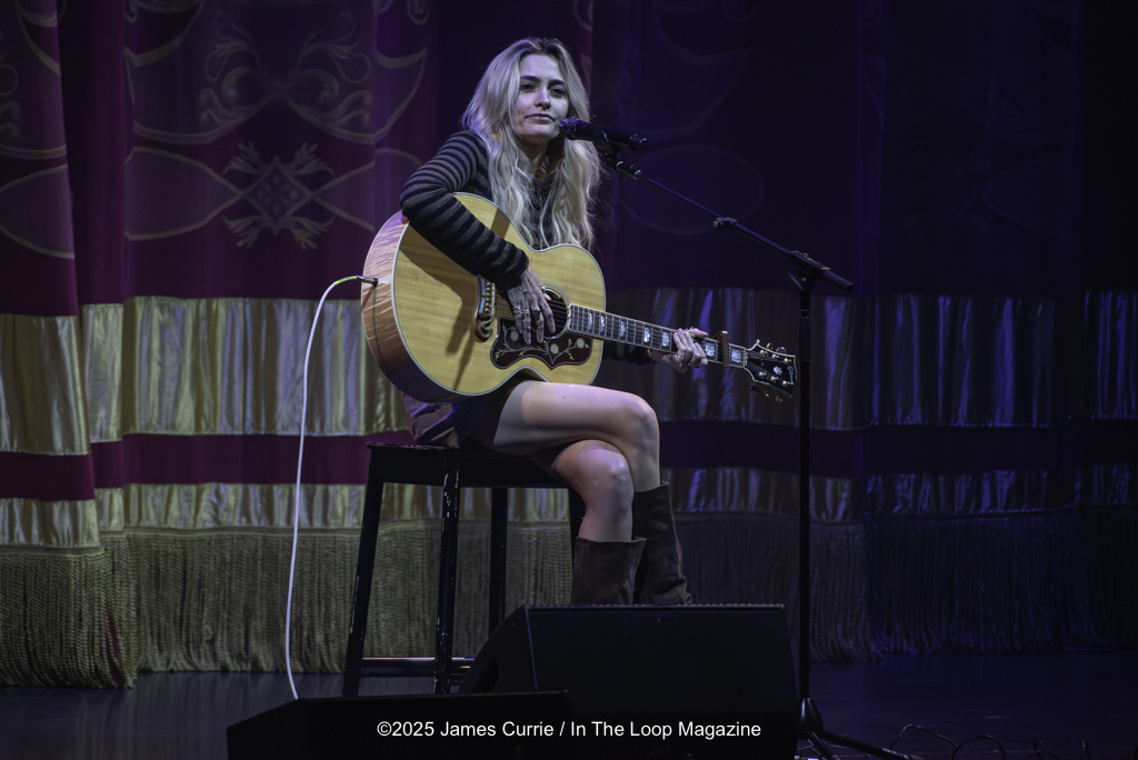 Photo Gallery: Paris Jackson at Chicago Theatre Chicago 2025