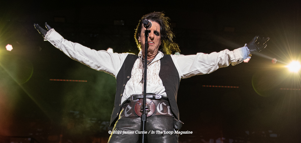 Original Shock Rocker Alice Cooper Closes Out Chicago’s Lakefront Concert Season