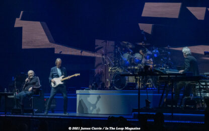 Opening Night For Genesis US Tour, Pulls Off Another Parlor Trick For Chicago Fans At United Center
