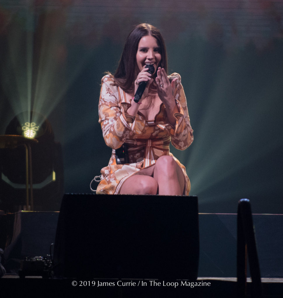 Lana singing Night Shift with Lucy Dacus in Chicago on November 8, 2019 :  r/lanadelrey