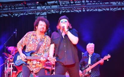 Photo Gallery : Toto @ Northerly Island