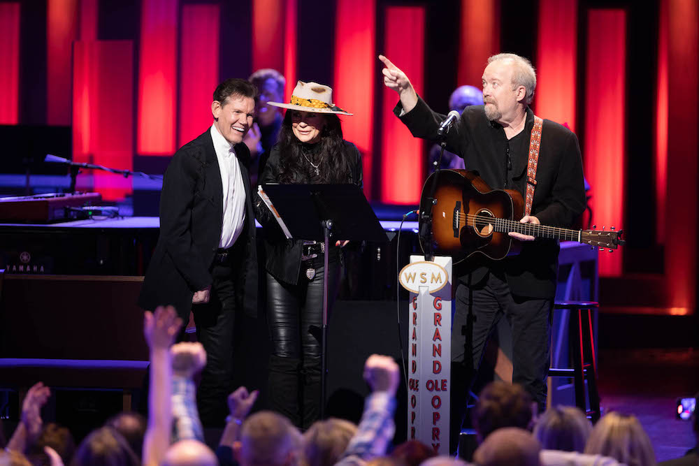 RANDY TRAVIS CELEBRATES 35 YEARS AS A MEMBER OF THE GRAND OLE OPRY